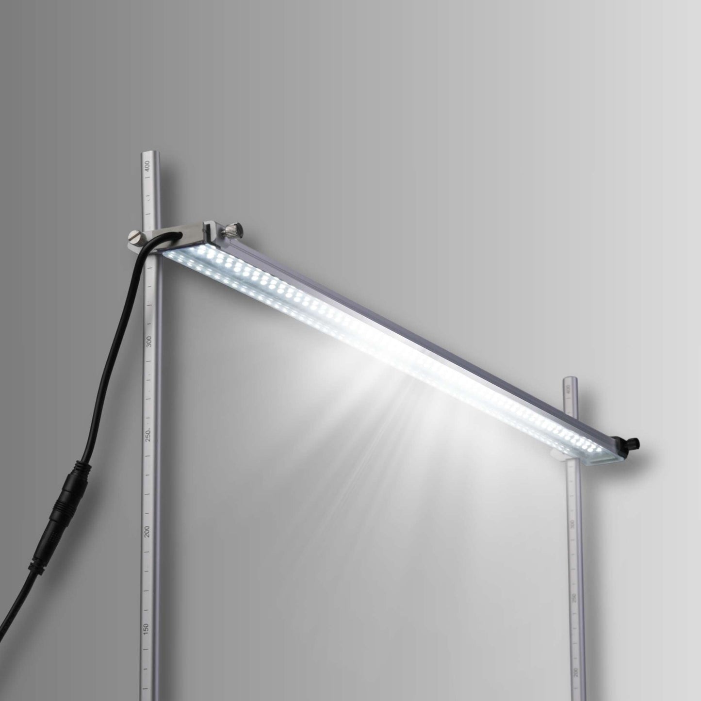 2 FT LED Grow Light with Stand - Midwest Grow LLC